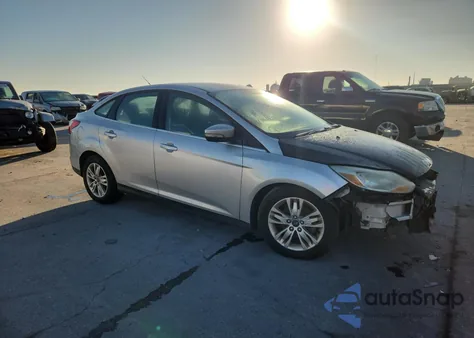 2012 Ford Focus Sel z USA, uszkodzony, nr VIN 1FAHP3H27CL457578